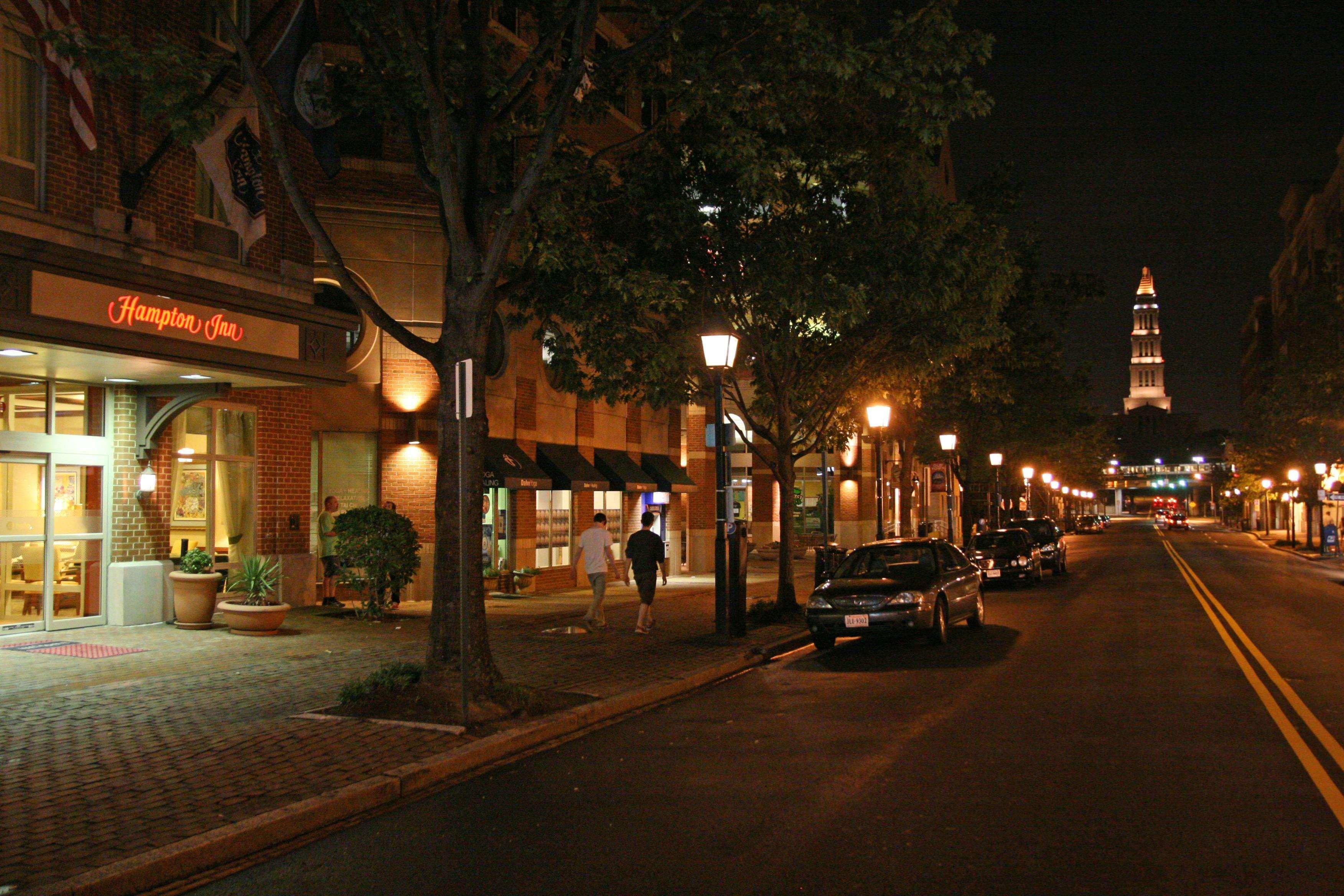 Hampton Inn Alexandria/Old Town Exterior photo