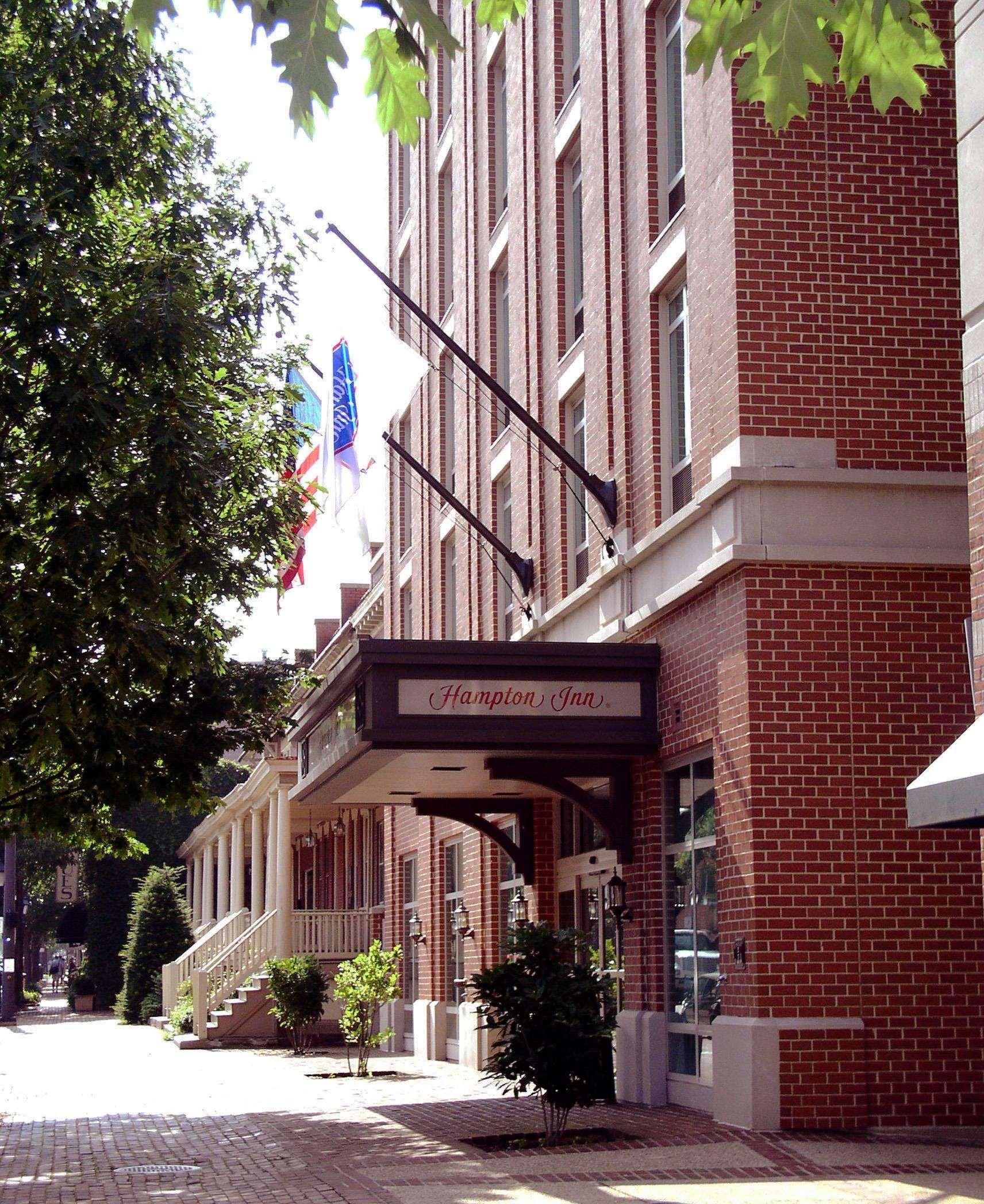 Hampton Inn Alexandria/Old Town Exterior photo